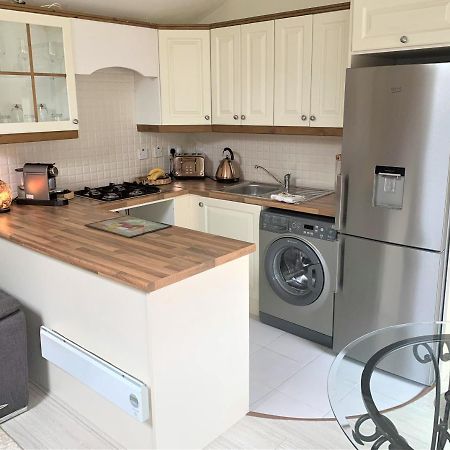 Naas 2 Bedroom Back Garden Escape エクステリア 写真