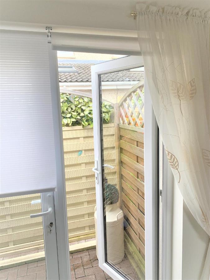 Naas 2 Bedroom Back Garden Escape エクステリア 写真